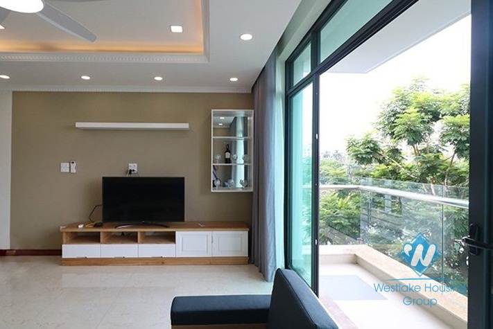 A bright 2 bedroom apartment with a captivating view for rent in Truc Bach Island